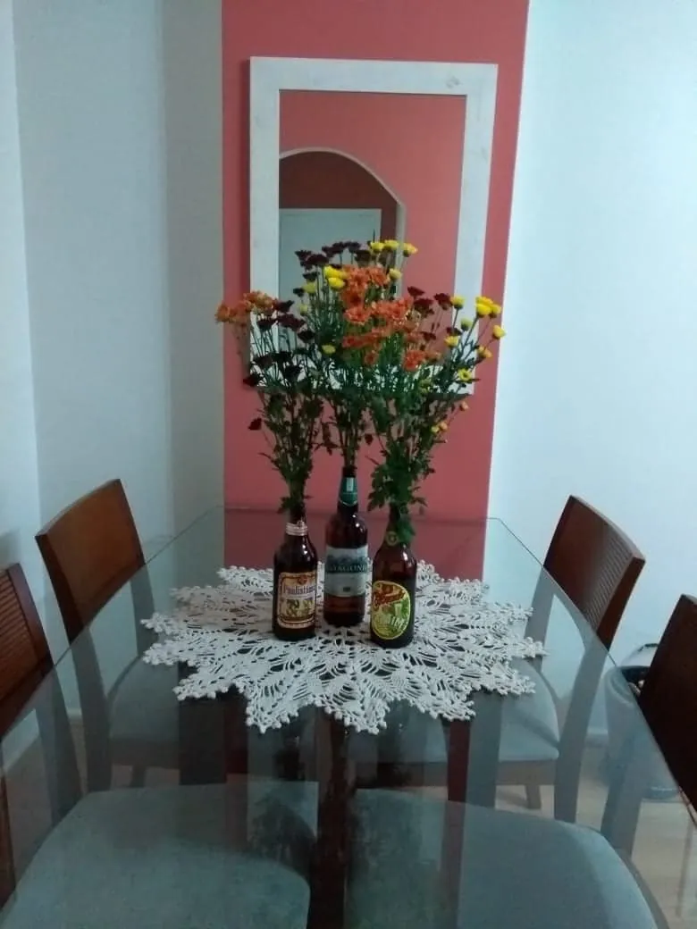 Montagem de quadros em caixa (box) na GJ Molduraria