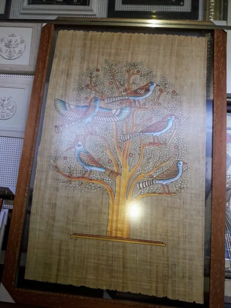 Montagem de quadros em caixa (box) na GJ Molduraria